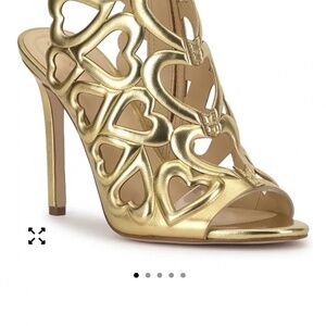 Meet your Posher, Red